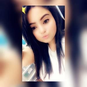 Meet your Posher, Evelyn